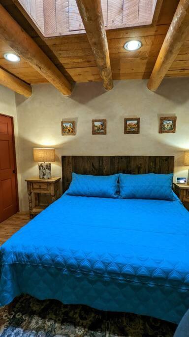 Enchanted Casita With Private Outdoor Hot Tub And Patio, Near Santa Fe Plaza, Sleeps 4 With Free Parking Bagian luar foto